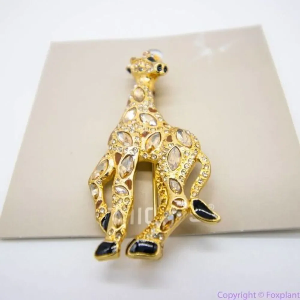 NEW Chico's giraffe brooch pin, color:‎ gold, black
